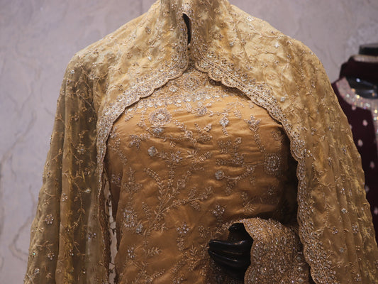 “The Golden” Premium Designer Saree with Veil