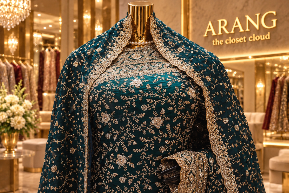 "The Luxury Emerald Green" Premium Designer Saree With Veil