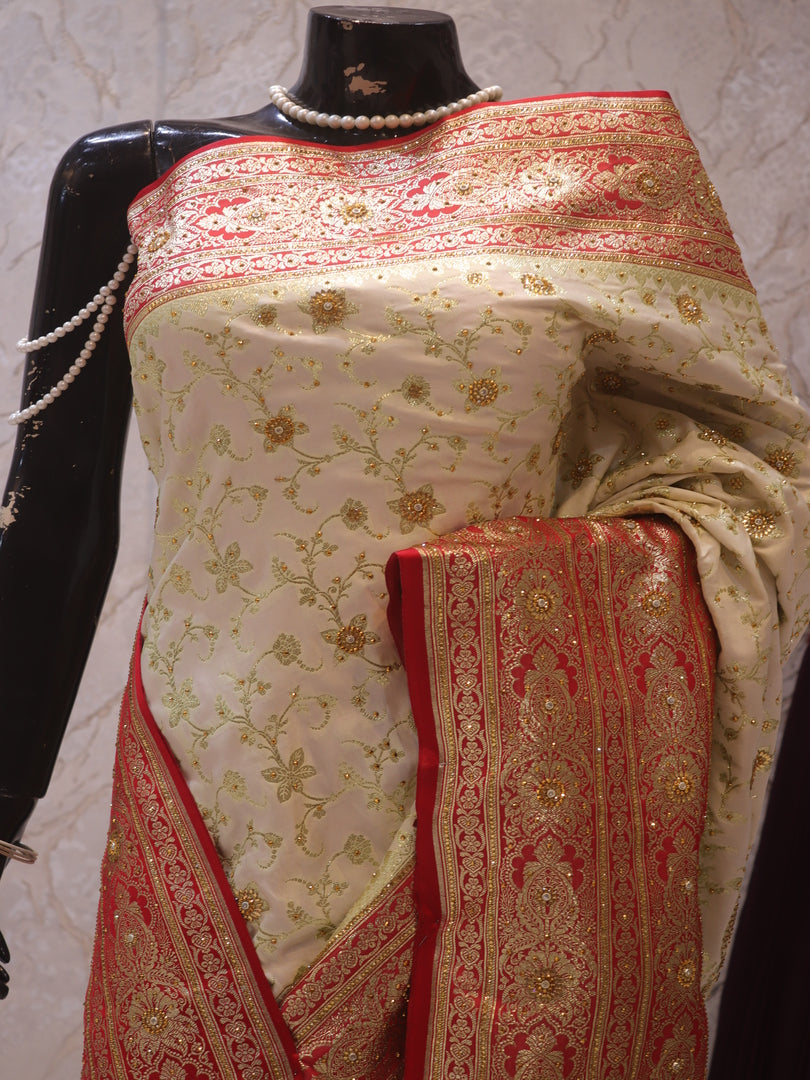 “The Floral White” Premium Bridal Banarasi Silk Saree