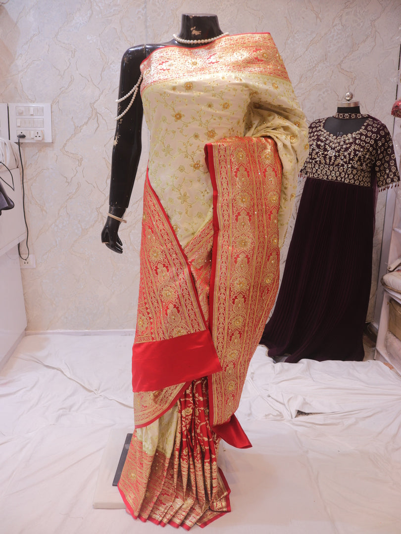 “The Floral White” Premium Bridal Banarasi Silk Saree