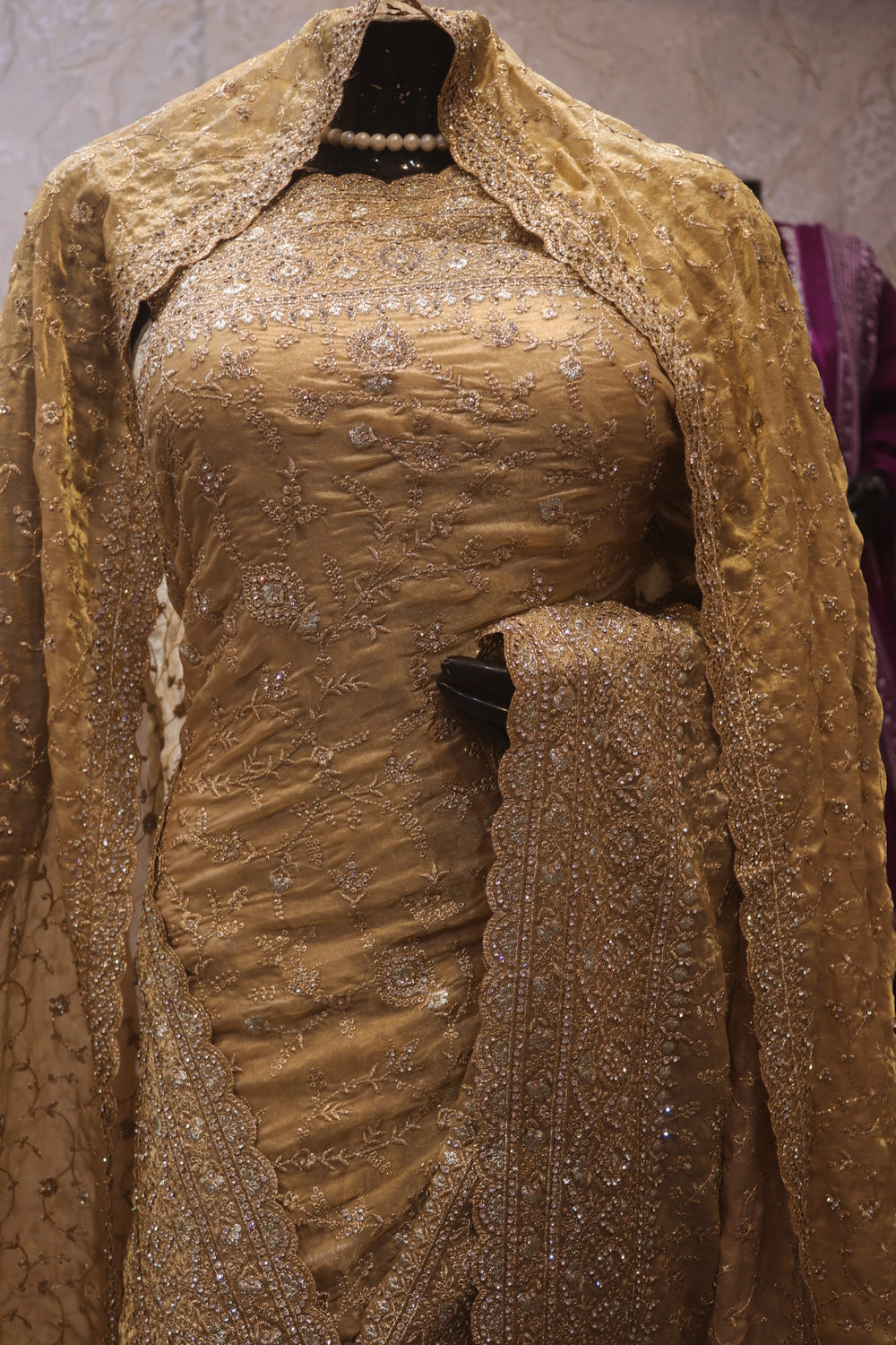 “The Golden Petals” Vol 6 Premium Designer Saree With Veil