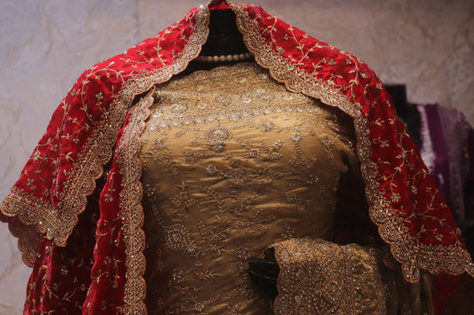 “The Golden Petals” Vol 4 Premium Designer Saree with Veil