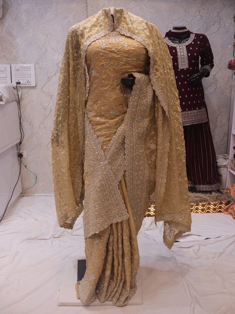 “The Golden” Premium Designer Saree with Veil