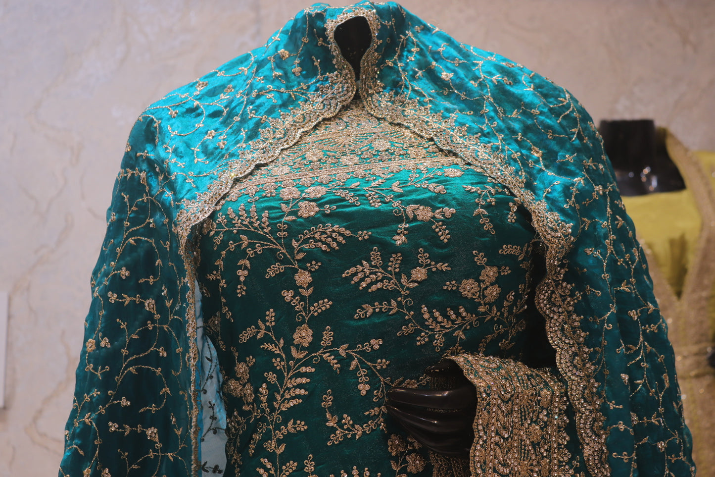 "The Teal Green" Premium Designer Saree With Veil