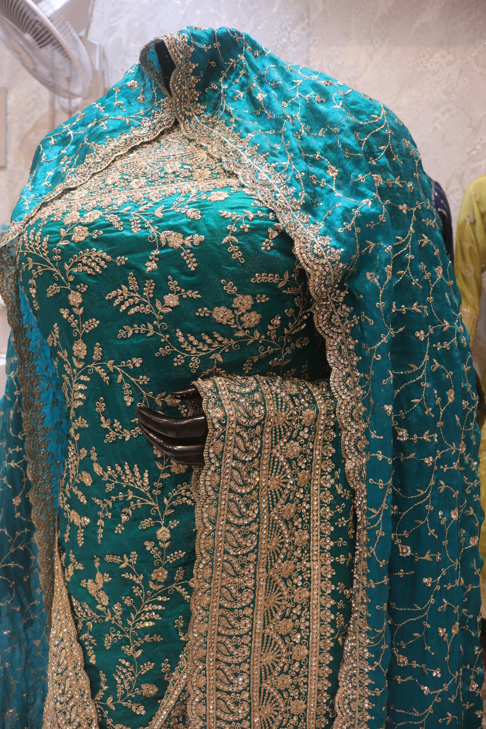 "The Teal Green" Premium Designer Saree With Veil