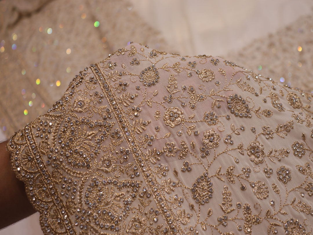 “The Ceramic White” Vol 15 Premium Designer Saree - Image 5