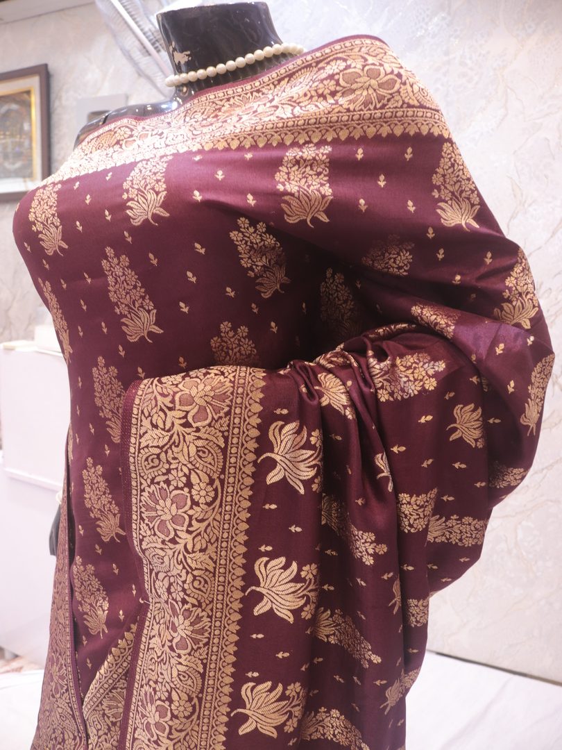 "The Dark Chocolate" Premium Banarasi Silk Saree - Image 4