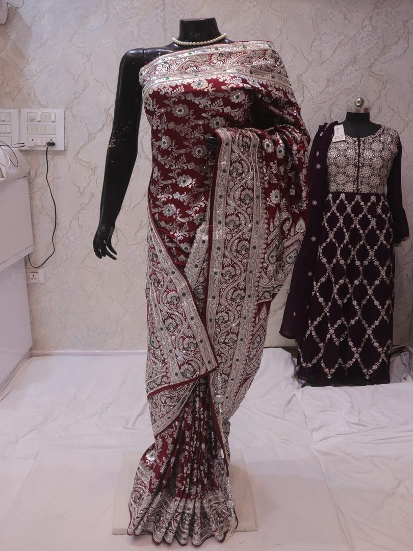 "The Wine Splash" Premium Bridal Banarasi Silk Saree - Image 3