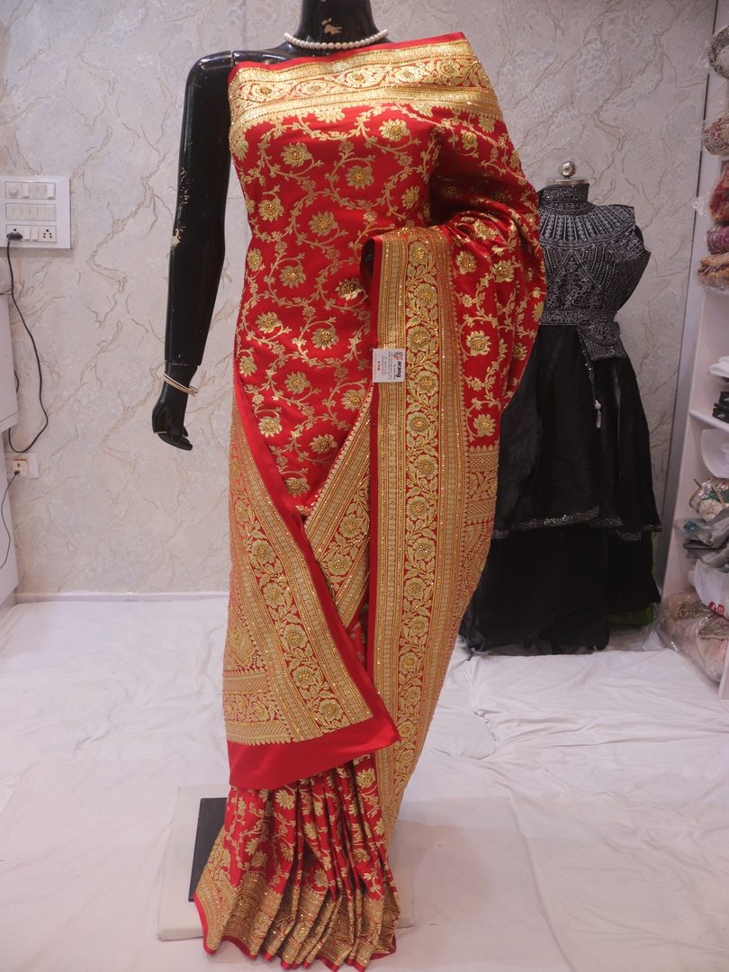 "The Cadmium Red" Premium Banarasi Silk Saree - Image 3