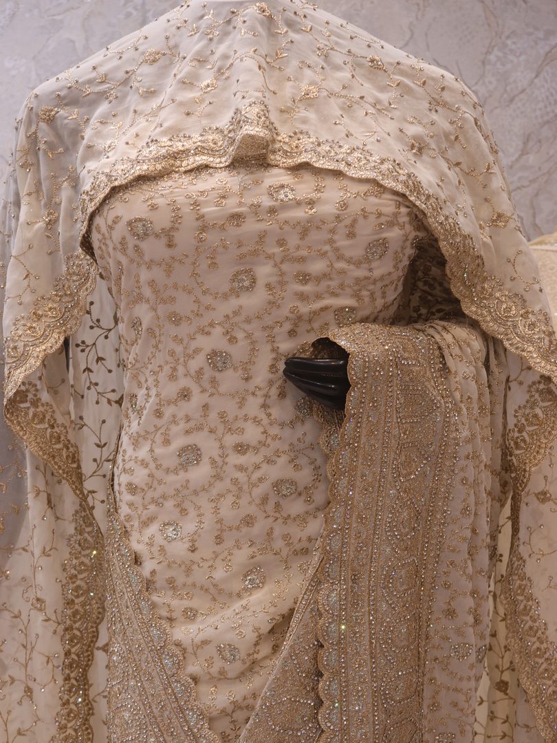 “The Ceramic White” Vol 17 Premium Designer Saree - Image 2