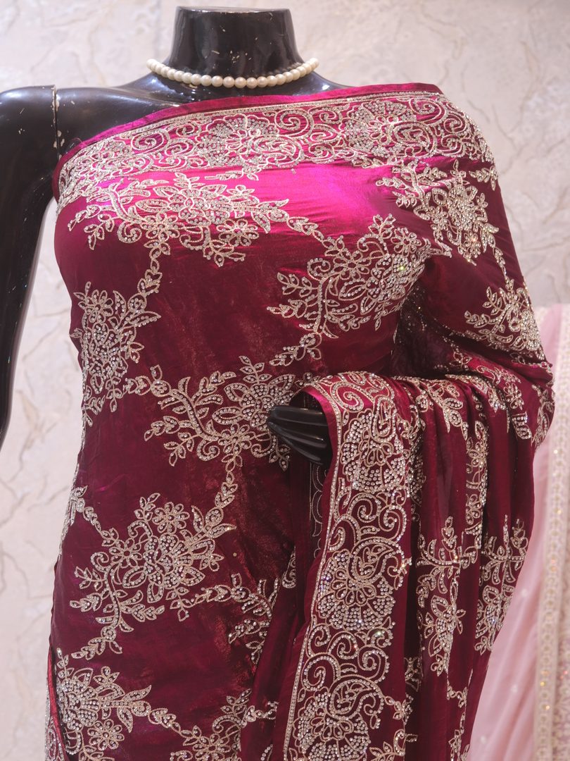 “The Vintage Magenta” Premium Designer Saree - Image 2