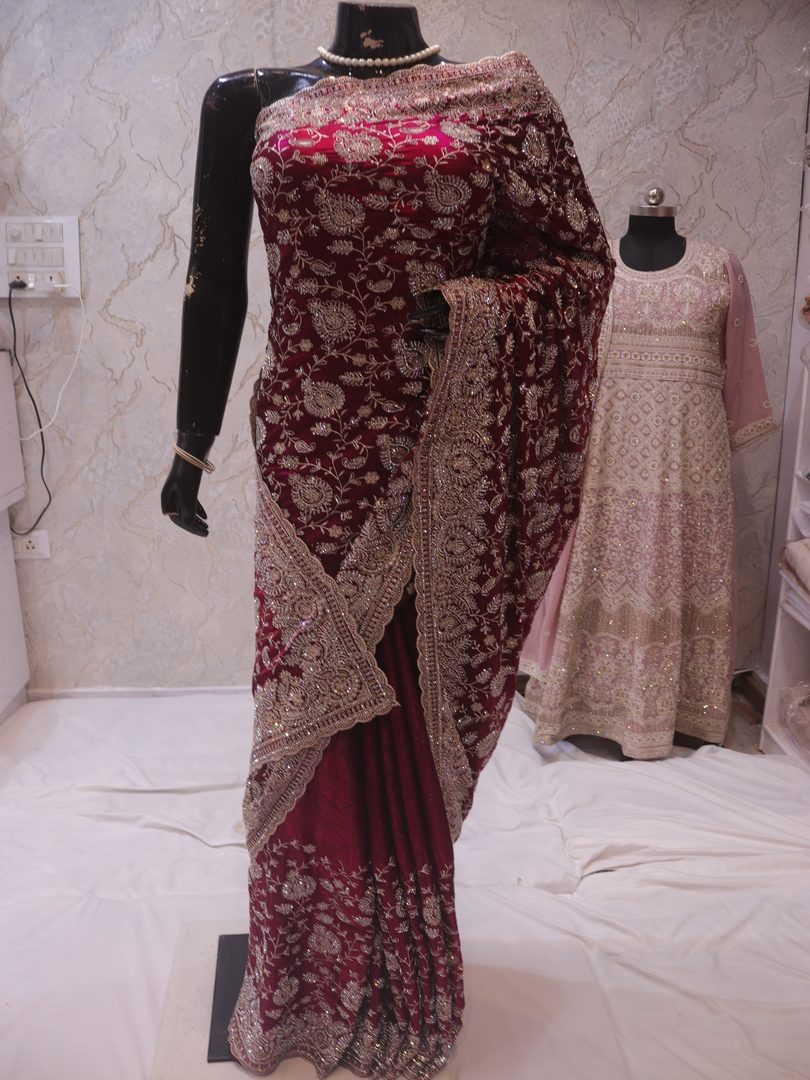 “The Mulberry Splash” Premium Designer Saree - Image 3