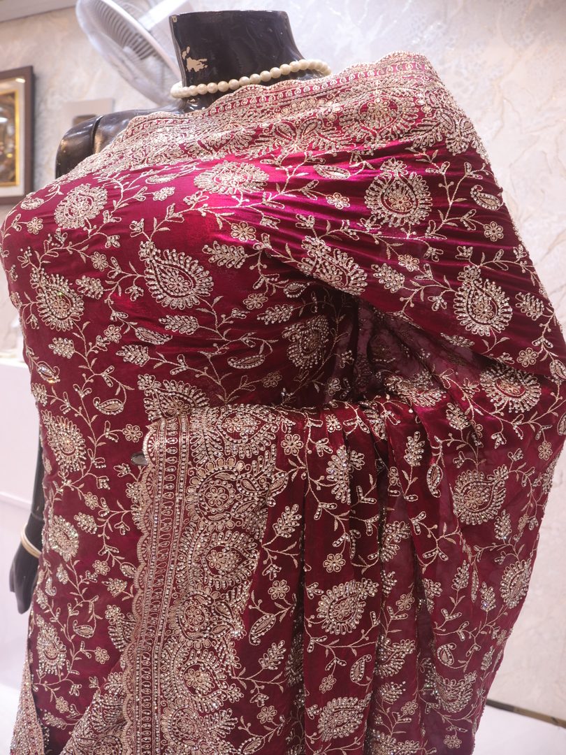 “The Mulberry Splash” Premium Designer Saree - Image 4