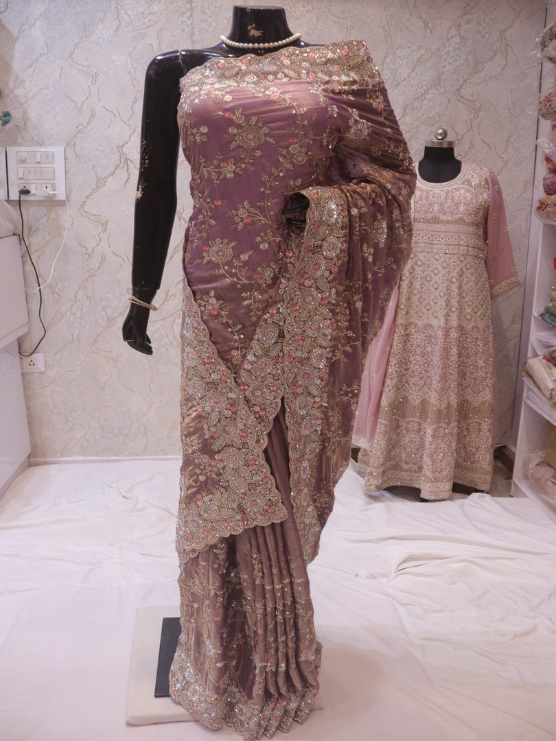 "The Dusty Purple" Premium Designer Saree - Image 3