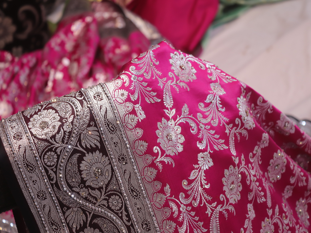 "The Barbie Pink" Vol 9 Premium Banarasi Silk Saree - Image 5
