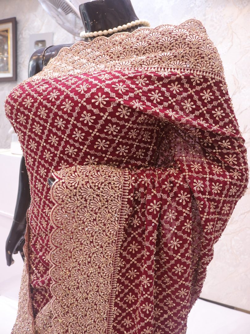 "The Mulberry Splash" Premium Designer Saree - Image 4