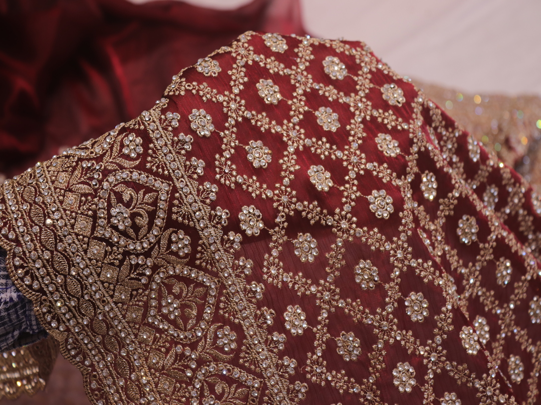“The Rosewood” Premium Designer Saree with Veil - Image 5