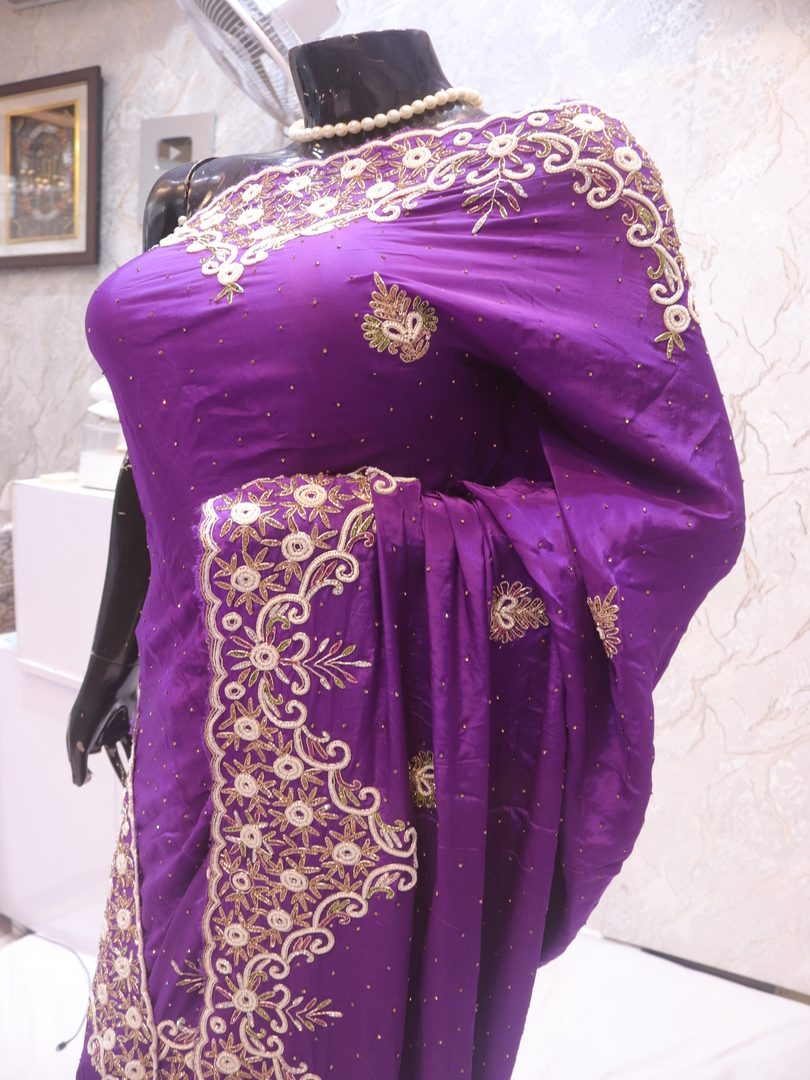 “The Royal Purple” Premium Designer Saree - Image 4