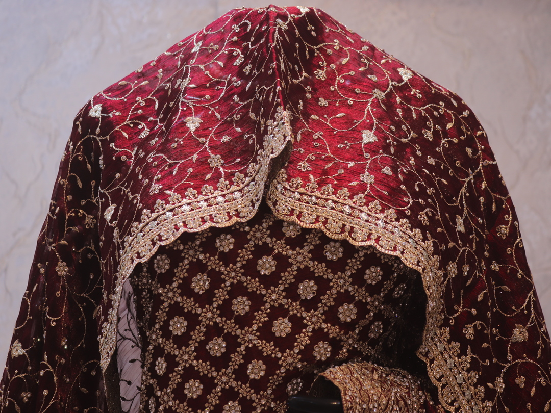 “The Rosewood” Premium Designer Saree with Veil