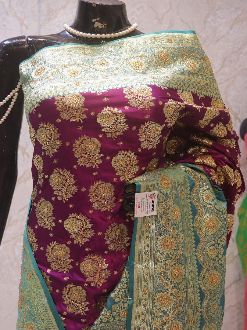 "The English Violet" Premium Banarasi Silk Saree - Image 2