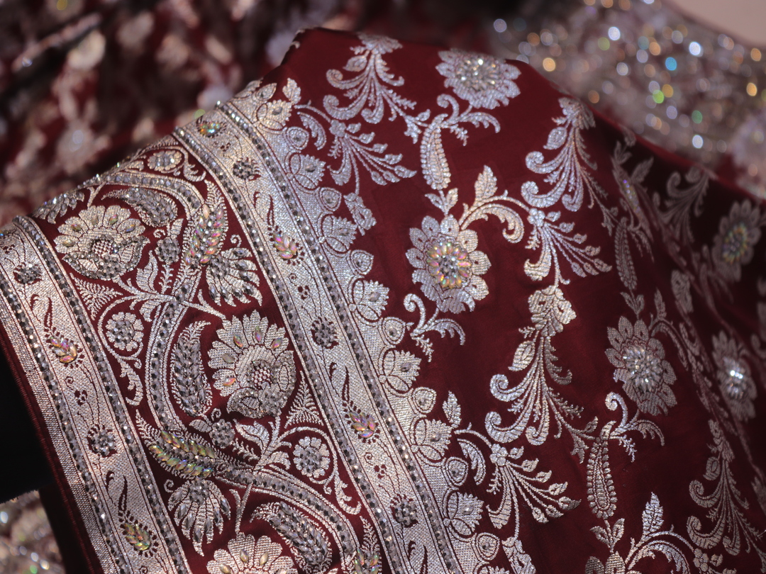"The Vintage Maroon" Premium Banarasi Silk Saree - Image 5