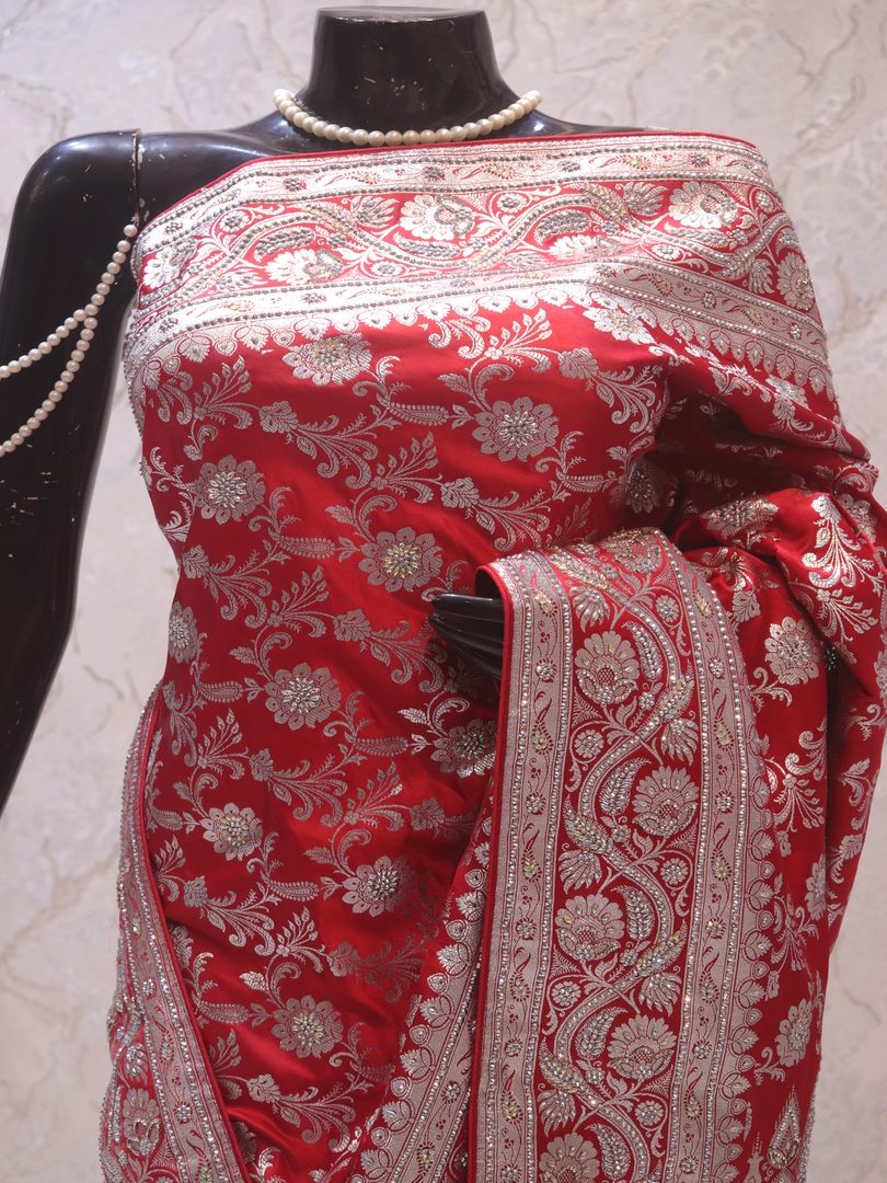 "The Bridal Red" Premium Banarasi Silk Saree - Image 2
