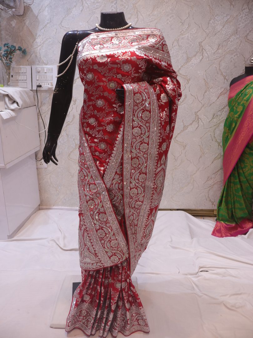 "The Bridal Red" Premium Banarasi Silk Saree - Image 3