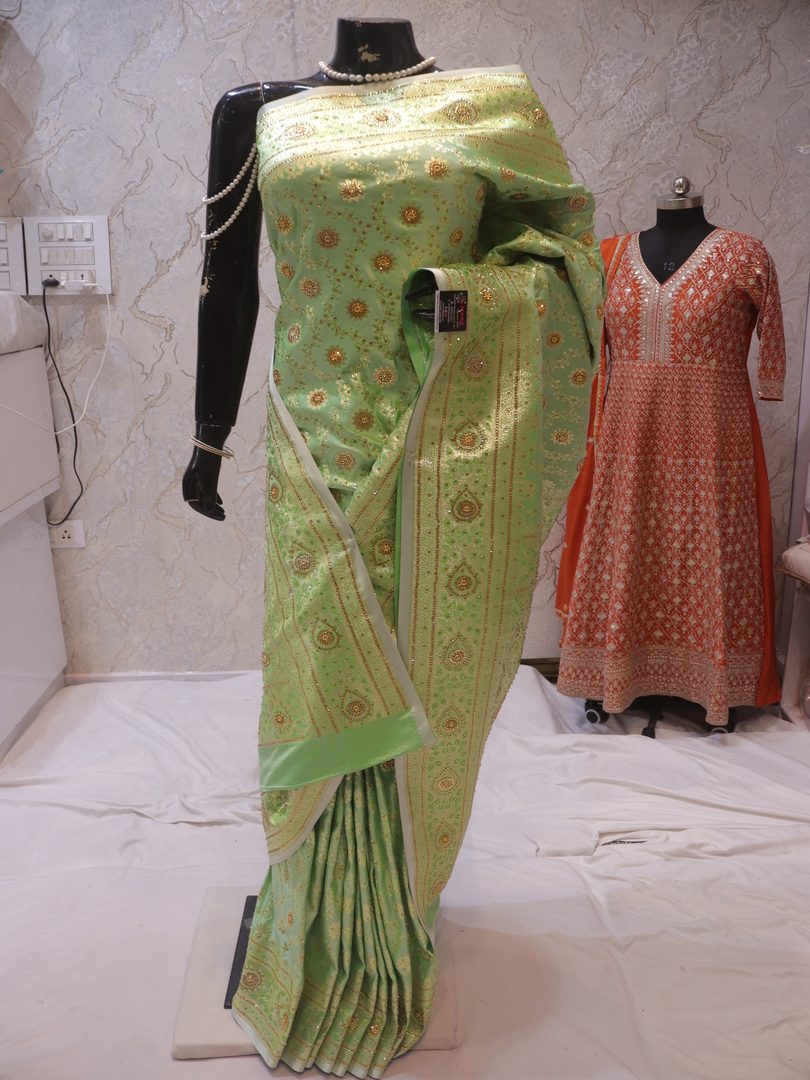 "The Apple Green" Premium Banarasi Saree| - Image 3