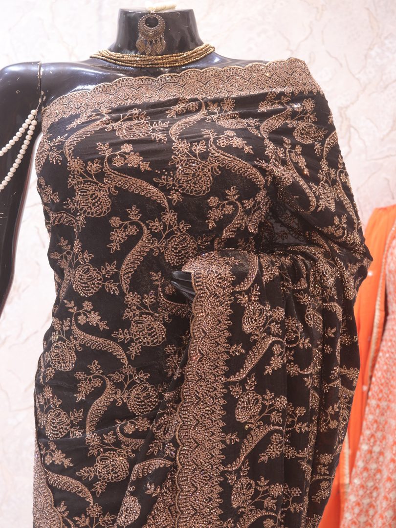 “The Stunning Black” Premium Designer Saree - Image 2