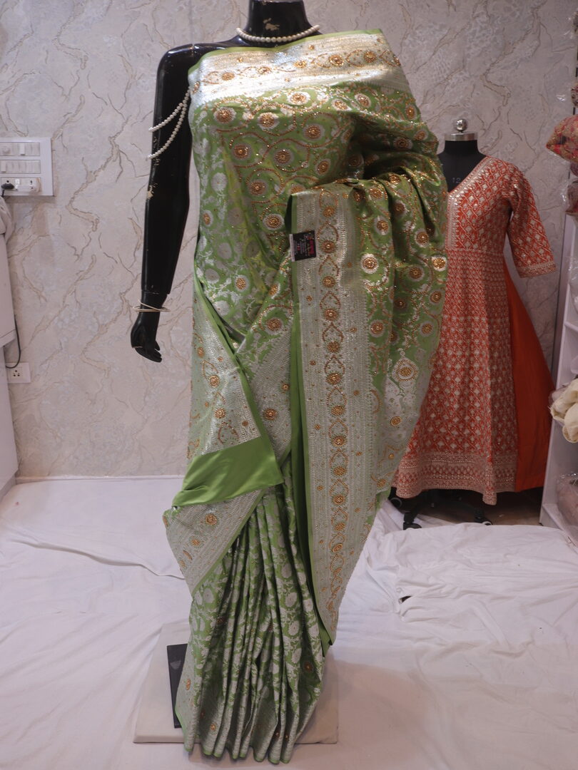 "The French Green" Vol 2 Premium Banarasi Saree - Image 3