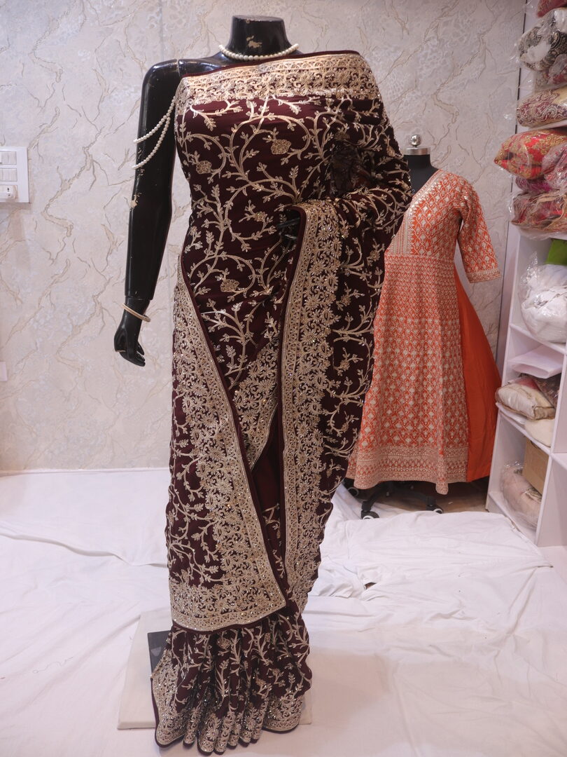 "The Garnet" Premium Wedding Wear Saree - Image 3