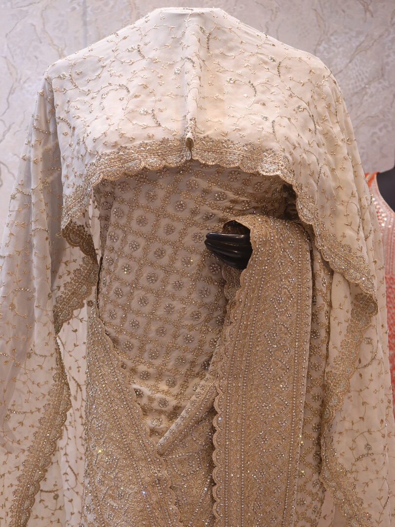 “The Pearls White” Premium Designer Saree with veil - Image 2