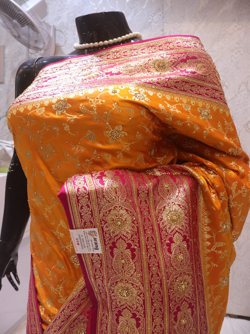 "The Golden Yellow" Premium Banarasi Silk Saree - Image 4