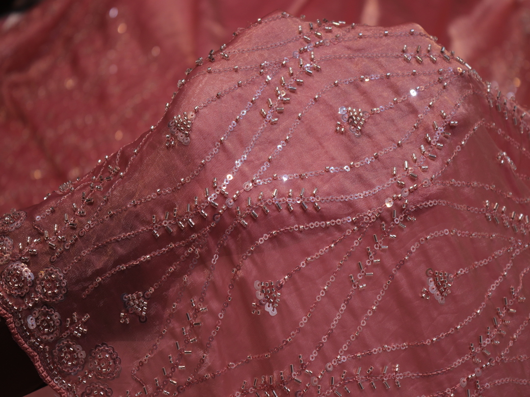 "The Flamingo Pink" Premium Designer Saree - Image 5