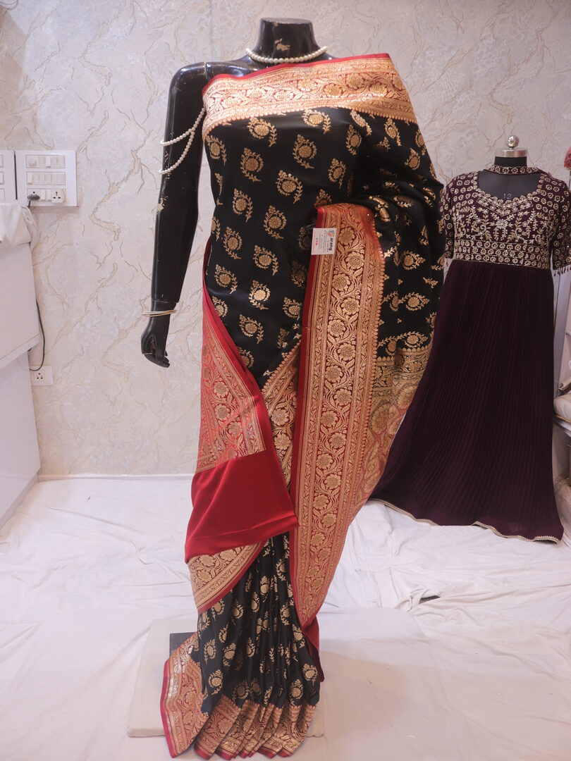 "The Black Duet" Premium Banarasi Silk Saree - Image 3
