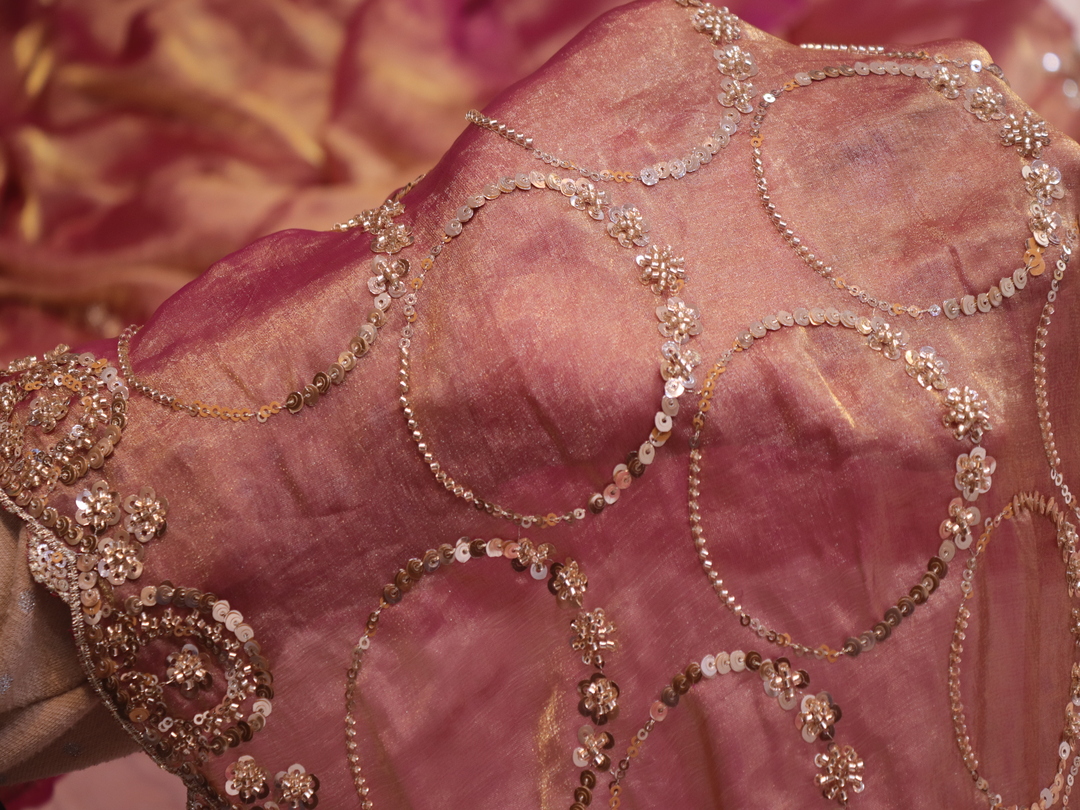 "The Golden Pink” Premium Designer Saree - Image 5