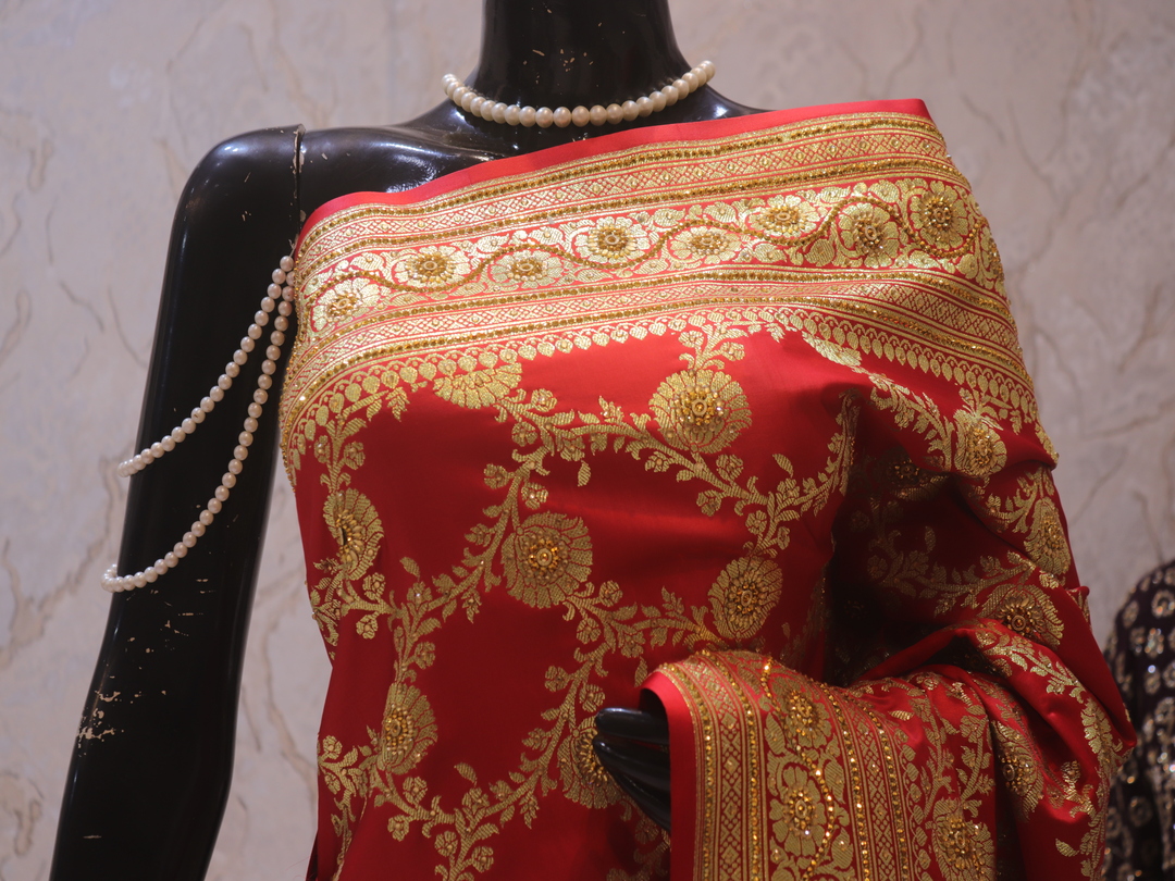 “The Bridal Red” Premium Banarasi Silk Saree