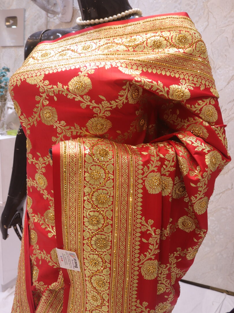 “The Bridal Red” Premium Banarasi Silk Saree - Image 4