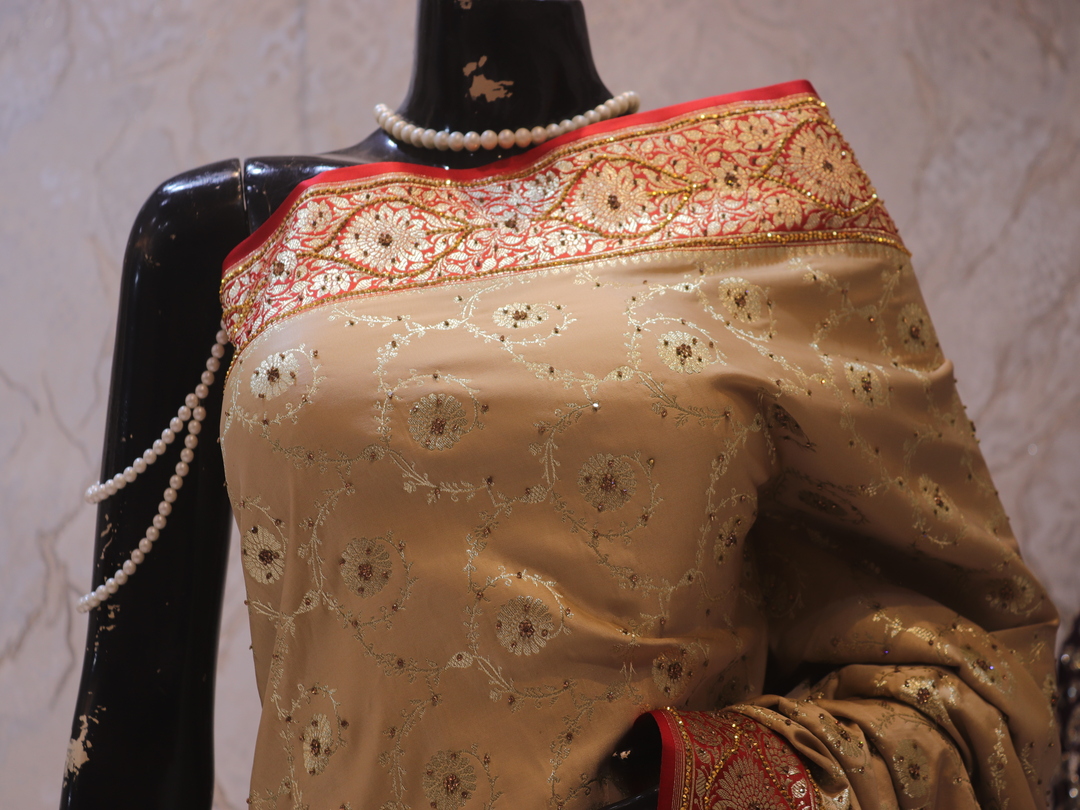 "The Hazelwood" Premium Bridal Banarasi Silk Saree