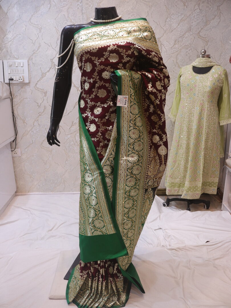 "The Garnet Duet" Premium Banarasi Silk Saree - Image 3