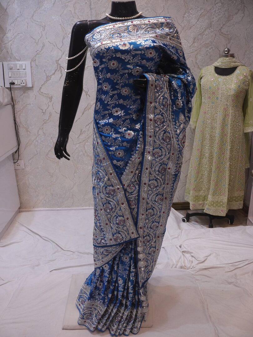 "The Prussian Blue" Premium Bridal Banarasi Silk Saree - Image 3