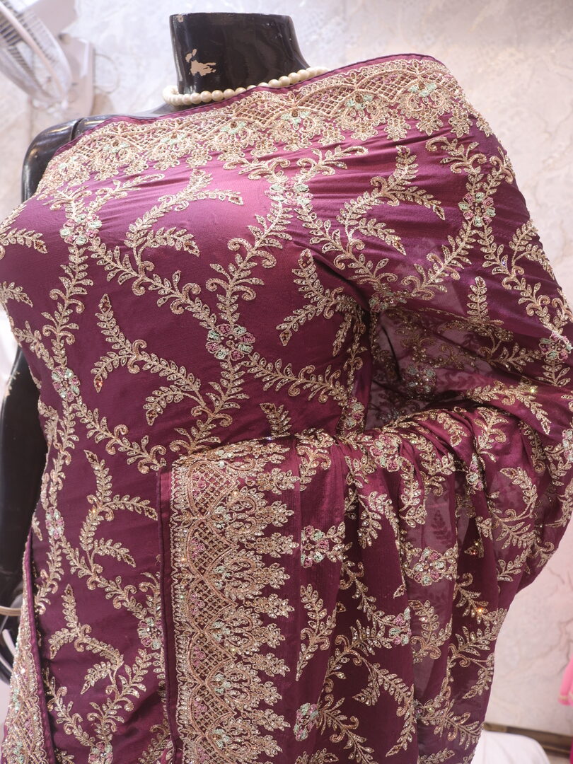 "The Royal Purple" Premium Designer Saree - Image 4