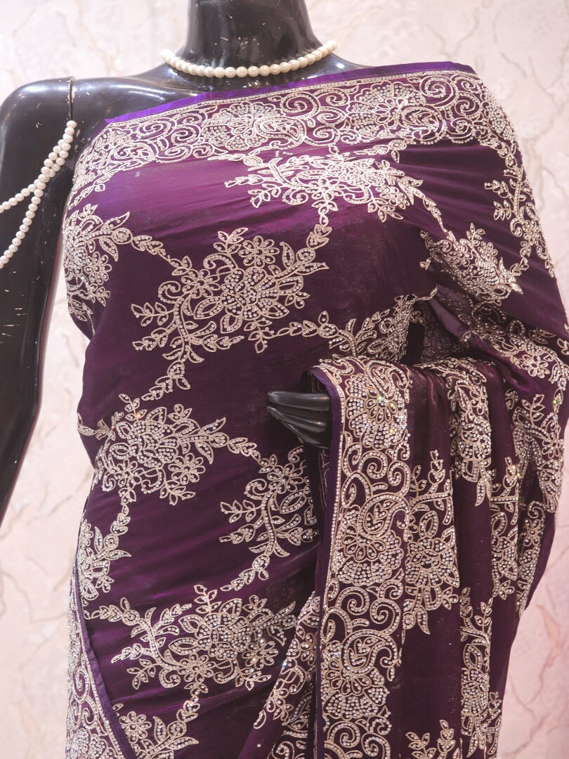“The Russian Violet” Premium Designer Saree - Image 2
