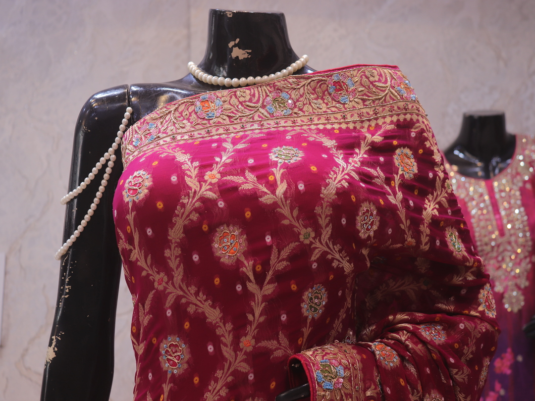 "The Rani Pink" Premium Antique Hand-Crafted Banarasi Bandani Chiffon Saree