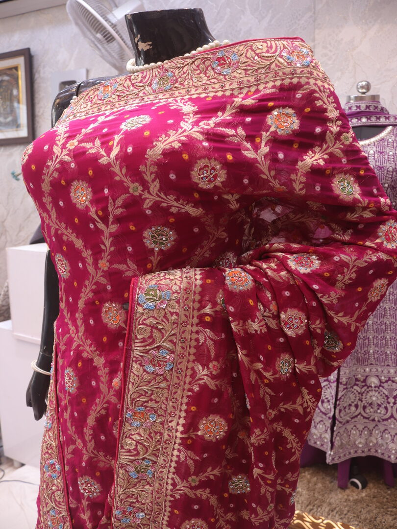 "The Rani Pink" Premium Antique Hand-Crafted Banarasi Bandani Chiffon Saree - Image 4