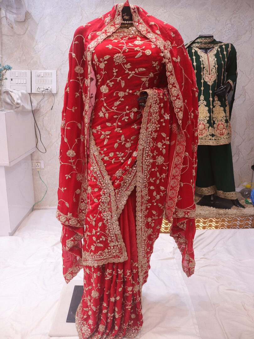"The Royal Red" Premium Designer Saree with Veil - Image 3