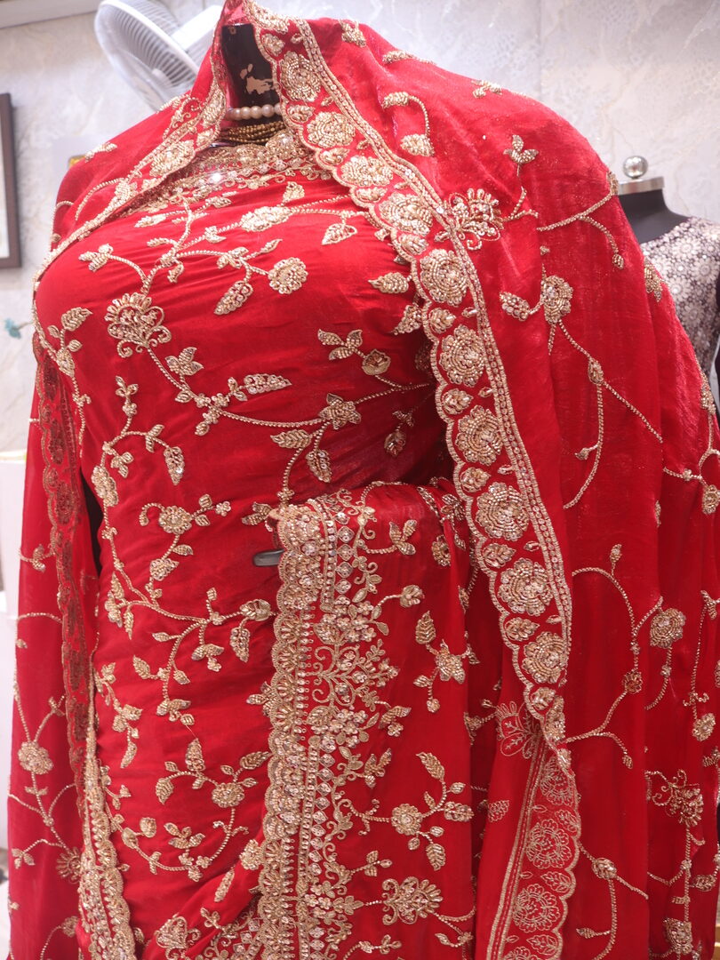 "The Royal Red" Premium Designer Saree with Veil - Image 4