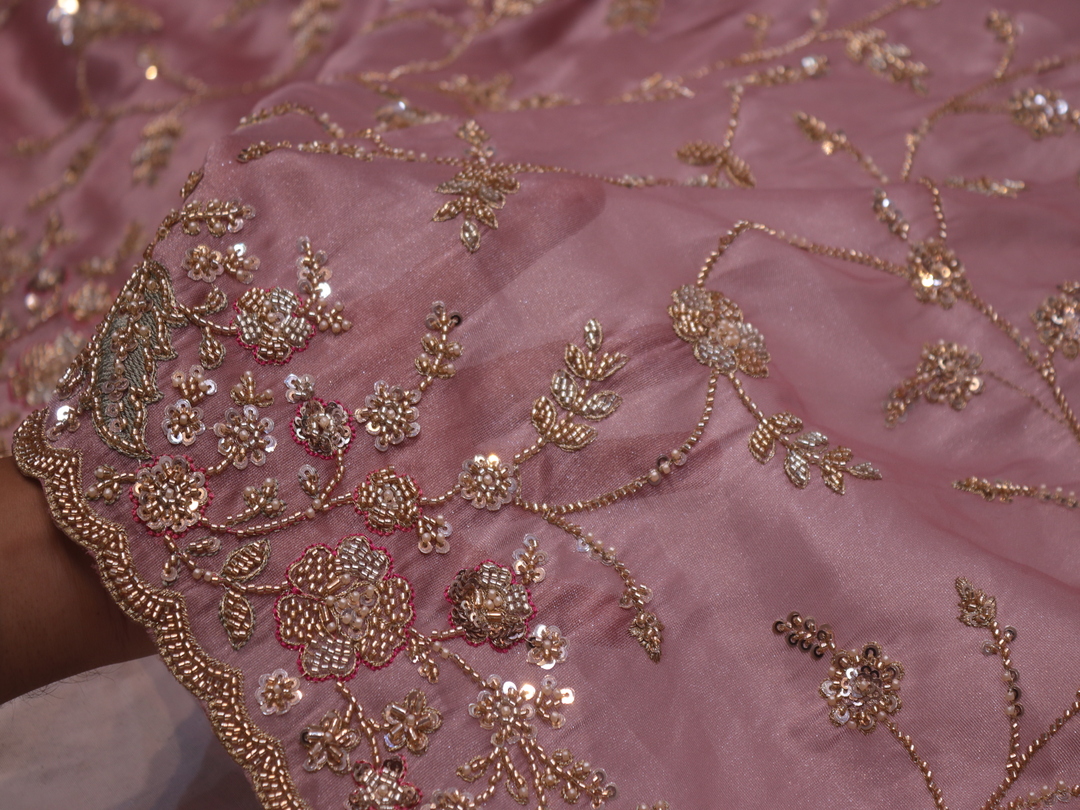 “The Perfect Mauve” Premium Designer Saree - Image 5