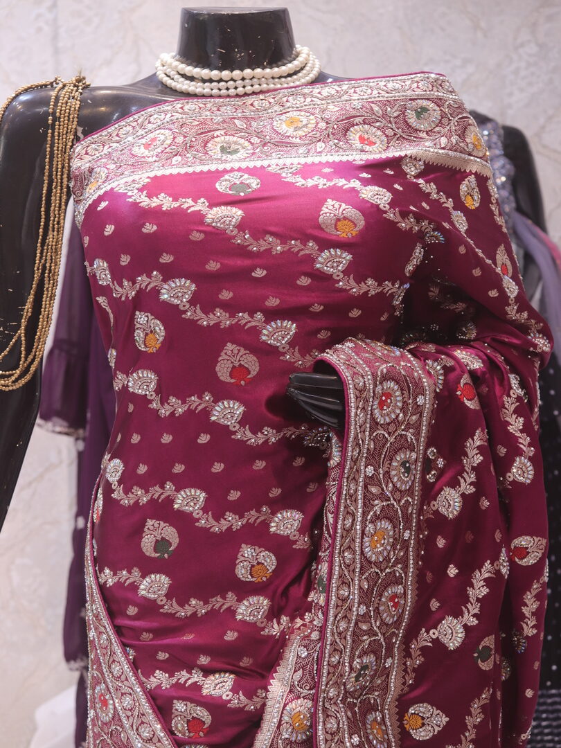 "The Royal Wine" Premium Bridal Banarasi Silk Saree - Image 2