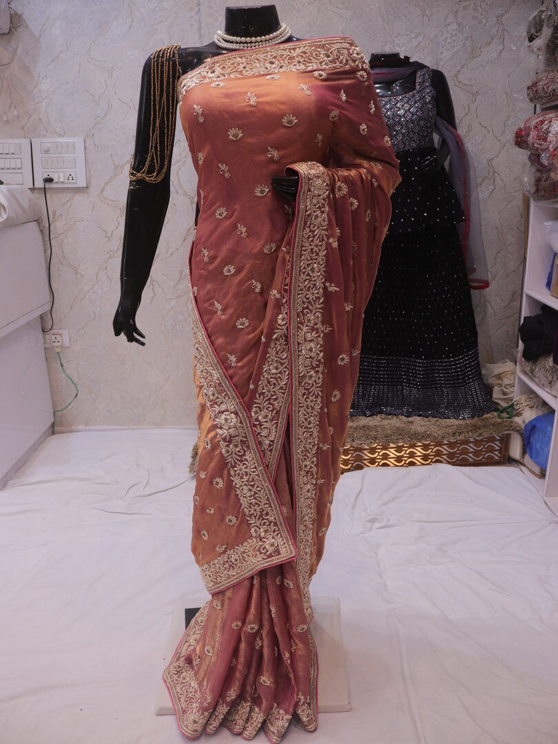 "The Royal Copper" Premium Handcrafted Saree - Image 3